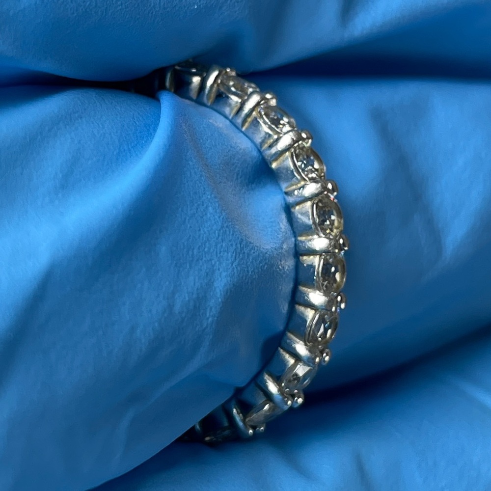 Ring 4 - Picture 6 of 7